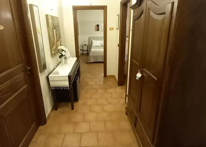 Girasole Wellness E Relax Couette-café Fossano